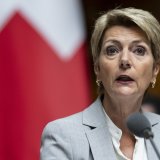 La présidente de la Confédération Karin Keller-Sutter a à nouveau défendu l'imposition individuelle mercredi au Conseil national. KEYSTONE/ALESSANDRO DELLA VALLE