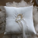 Pour la CDF, l'imposition individuelle "accroît la complexité pour les contribuables et les autorités (et) entraîne des inégalités entre les couples à un seul revenu et ceux à deux revenus" (image d'illustration). KEYSTONE/CHRISTIAN BEUTLER