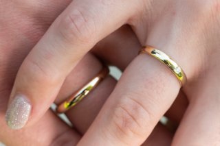 Les finances fédérales limitent l'objectif d'égalité entre couples mariés et non mariés sur la déduction des dons (archives/image prétexte). KEYSTONE/DPA/SILAS STEIN