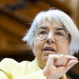 La conseillère fédérale Elisabeth Baume-Schneider demande de courir le "marathon" des alertes météorologiques urgentes au rythme d'un "sprint" pour garantir que tous les pays soient dotés d'une politique adaptée (archives). KEYSTONE/ANTHONY ANEX