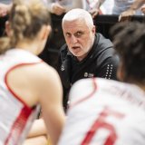 François Gomez donne ses instructions KEYSTONE/ALESSANDRO DELLA VALLE