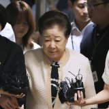 Han Hak-ja, 82 ans, en a pris la tête de la secte Moon à la mort de son mari en 2012 (archives). KEYSTONE/AP/LEE JIN-MAN