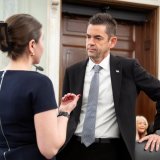 Jared Isaacman a retrouvé les sénateurs chargés d'approuver sa nomination à la tête de la Nasa. KEYSTONE/AP/Mark Schiefelbein