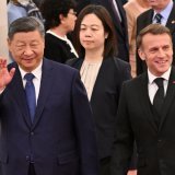 Le président chinois Xi Jinping (à g.) a recu le président français Emmanuel Macron (à dr.) à Pékin. KEYSTONE/EPA/ADEK BERRY / POOL