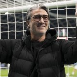 Le sélectionneur Murat Yakin jubilera-t-il après le tirage au sort? KEYSTONE/ANTHONY ANEX