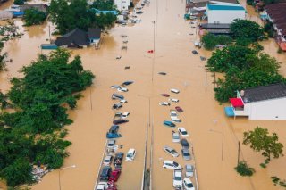 Plus d'une centaine de personnes ont trouvé la mort dans la seule province de Songkhla, dans le sud de la Thaïlande. KEYSTONE/AP/Arnun Chonmahatrakool