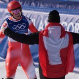 Un duo en or ! Tanguy Nef (à gauche) et Franjo von Allmen ont remporté le combiné des Jeux Olympiques