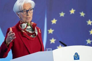 Le scénario de la BCE d'un retour de l'inflation vers 2% en 2025, s'il se confirme, montre qu'il y a "du chemin à faire pour contenir les pressions inflationnistes", a souligné la présidente de l'institut d'émission Christine Lagarde.