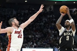 Les Bucks de Bobby Portis (9) ont réussi 25 paniers à 3 points mercredi