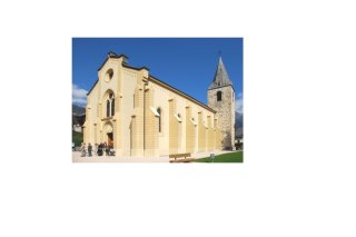 L'église paroissiale se situe à Laques sur Mollens