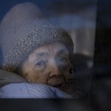 La capitale ukrainienne Kiev s'est vidée de plus de la moitié de ses trois millions d'habitants. Ici, une réfugiée à la frontière avec la Roumanie.