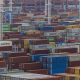 Un projet du Conseil fédéral vise à calculer l'impôt pour les armateurs suisses en fonction de la capacité de chargement du navire de mer, et non plus en fonction du bénéfice ou de la perte effectivement réalisés (archives). KEYSTONE/EPA/ALEX PLAVEVSKI