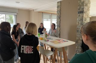 Magali Farquet donne le cours de babysitting de la Croix-Rouge depuis 5 ans.