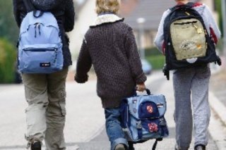 élèves école cartable