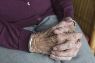 hand-2906456_960_720