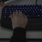 Le harcèlement scolaire ou sur les réseaux sociaux est l'une des thématiques abordées par KidsUni.