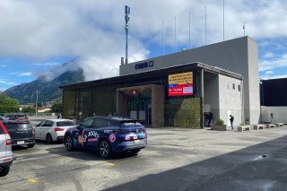 Salon de matériel militaire au CERM de Martigny.