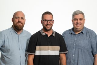 De gauche à droite : Guillaume Vanay, Jonathan Jomini, et Mikaël Vieux.