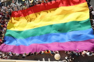 L'écart est particulièrement net sur la question de la tolérance envers les autres orientations sexuelles et les identités de genre (image symbolique). KEYSTONE/EPA LUSA/MIGUEL A. LOPES