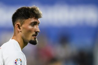 Une nouvelle aventure qui commence bien pour Andi Zeqiri. KEYSTONE/JEAN-CHRISTOPHE BOTT