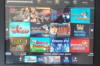 Il y avait de "bons" motifs de soupçonner que les lieux exploitaient, organisaient ou mettaient à disposition des jeux de casino sans les concessions nécessaires, selon la CFMJ. CFMJ