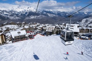 Une vue sur la télécabine de Tracouet/Nendaz