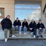 Les cinq étudiants valaisans à l'origine de l'épicerie solidaire de Fully (Johan, Benjamin, Camille, Fabio et Nathan)