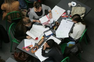 Les étudiants suisses consacrent moins de temps à leurs études.