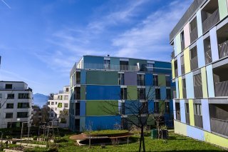 Les communes vaudoises peuvent continuer à préempter pour des
logements d’utilité publique, sans être obligées d'avoir les fonds au départ, selon un arrêt de la Cour constitutionnelle (photo d'illustration). KEYSTONE/JEAN-CHRISTOPHE BOTT