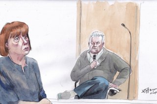 Dominique Pelicot, qui plaide coupable, assure depuis son arrestation en novembre 2020 que tous les hommes venus à Mazan étaient parfaitement au courant qu'il droguait sa femme à son insu, ce que pratiquement tous contestent. KEYSTONE/AP/VALENTIN PASQUIER