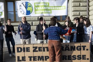 L'initiative pour la responsabilité environnementale a été déposée en février 2023 (archives). KEYSTONE/PETER SCHNEIDER