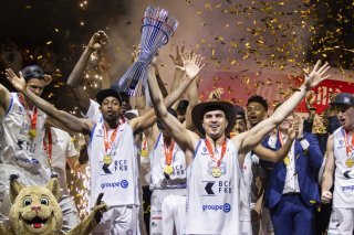 Fribourg Olympic a fait la différence en trois paniers dans le dernier quart KEYSTONE/CYRIL ZINGARO