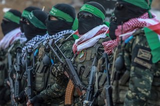 L'armée israélienne a annoncé vendredi matin avoir frappé plusieurs cibles du Hezbollah dans la vallée de la Békaa. KEYSTONE/EPA/MOHAMMED SABER