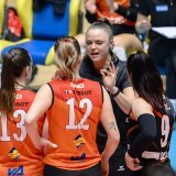 Un dernier titre pour Lauren Bertolacci avec le NUC. KEYSTONE/JEAN-CHRISTOPHE BOTT