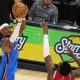 Shai Gilgeous-Alexander (à gauche) a inscrit 38 points samedi face à Memphis KEYSTONE/AP/George Walker IV