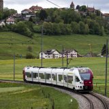 Pour célébrer leur anniversaire, les Transports publics fribourgeois (TPF) reviennent sur les origines de la compagnie, avec une histoire initiée en 1868 entre Bulle et Romont (archives). KEYSTONE/JEAN-CHRISTOPHE BOTT