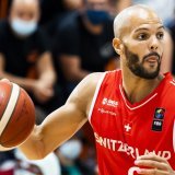 Jonathan Kazadi et la Suisse sont en finale du Mondial de 3x3 KEYSTONE/JEAN-CHRISTOPHE BOTT