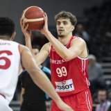 Natan Jurkovitz a écrit une page d'histoire du basket suisse avec ses coéquipiers dimanche à Oulan-Bator KEYSTONE/CYRIL ZINGARO