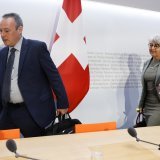 Stéphane Rossini sur le départ, avec sa conseillère fédérale Elisabeth Baume-Schneider