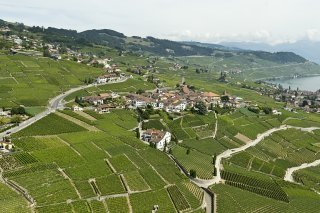 La route de la Petite Corniche en Lavaux doit être rénovée (photo d'illustration). KEYSTONE/ALESSANDRO DELLA BELLA