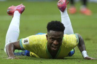 Vinicus Junior: au sol, mais décisif au bout du temps additionnel. KEYSTONE/AP/Silvia Izquierdo