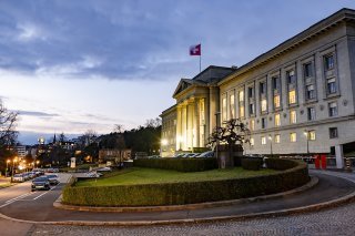 Le Tribunal fédéral reconnaît la qualité pour recourir à Helvetia Nostra contre le plan de zones réservées de la commune de Montreux. (archives) KEYSTONE/JEAN-CHRISTOPHE BOTT