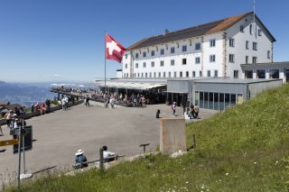 La progression en avril est de bon augure pour la saison estivale (archives). KEYSTONE/GAETAN BALLY