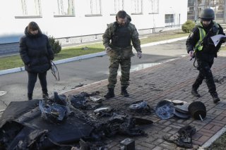 Kiev est en alerte tôt samedi matin en raison d'une attaque de drones et missiles russes. KEYSTONE/EPA/SERGEY DOLZHENKO