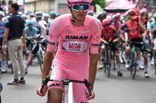 Isaac Del Toro reste en rose avant la dernière semaine du Giro KEYSTONE/EPA/ANSA / LUCA ZENNARO