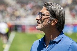 Murat Yakin ne veut plus parler d'équipe type. KEYSTONE/JEAN-CHRISTOPHE BOTT