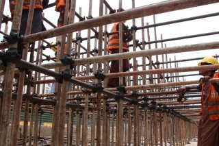 Les prix dans la construction ont progressé en avril. (archive) KEYSTONE/EPA/REHAN KHAN