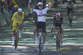 Pogacar devance van der Poel et Vingegaard à Rouen KEYSTONE/AP/Thibault Camus