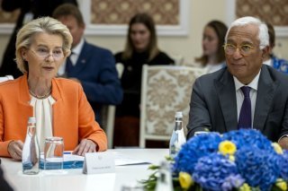 Ursula von der Leyen et António Costa ont rencontré à Pékin le président chinois Xi Jinping (archives). KEYSTONE/EPA/DUMITRU DORU