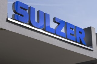 Le groupe industriel Sulzer est parvenu à faire progresser ses recettes et la rentabilité sur les six premiers mois de 2025. (archive) KEYSTONE/GAETAN BALLY